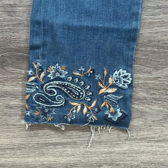DRIFTWOOD Blue Jeans COLETTE Embroidered Paisley CROP Raw Hem 29 Excellent - Picture 5 of 5